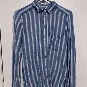 AEO striped flannel